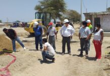 Alcalde Darwin García supervisa avance del proyecto de pistas y veredas en Villa Perú-Canadá