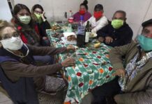 Reuniones familiares: ¿cuánto es la multa que debes pagar si te reúnes con más personas?