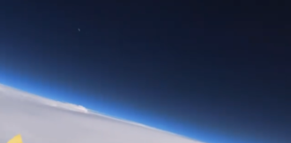 Youtuber lanza cámara al cielo y grabó cosas increíbles