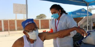 Adultos mayores de el indio recibieron atención médica en jornada sanitaria