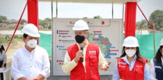 Gobernador regional, Servando García y presidente de la República, Francisco Sagasti supervisan defensas ribereñas
