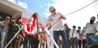 Con puesta de primera piedra, Piura da inicio a obras en educación vía gobierno a gobierno