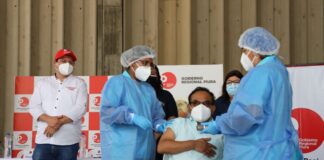 Gobernador regional da inicio al proceso de vacunación contra la Covid-19