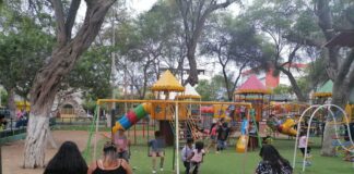 Pediatras recomiendan no exponer a niños en parques y centros comerciales