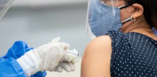 Pfizer es la única vacuna que se puede aplicar a menores de edad