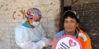 Aplican primera y segunda dosis de vacuna contra la Covid-19 a pobladores de zonas alejadas de Chalaco