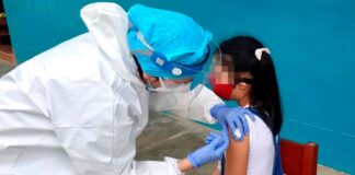 Vacunación a menores de 5 a 11 años: ¿qué efectos pueden tener tras la aplicación de las dosis y cómo tratarlos?