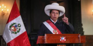 Presidente Castillo anunció que asignará a cada región un helicóptero para emergencias