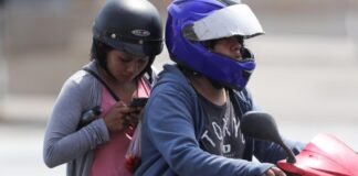 Proyecto de Ley busca que dos personas viajen en una moto