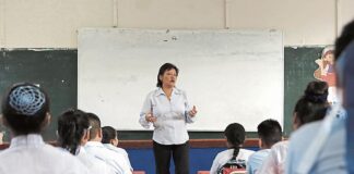 Colegio de Profesores rechazó propuesta de ampliar aforo al 100%