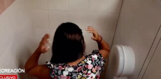 Trabajador del Ministerio Público fue detenido por grabar con el celular a sus compañeras en los servicios higiénicos