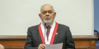 Jorge Montoya plantea que congreso tenga 100 cenadores, 180 diputados, más sueldo y vuelva la reelección