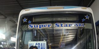 Chofer de la Empresa de transporte urbano ‘Super Star’ devuelve celular a alumna