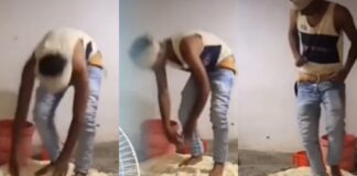 Joven que vende empanadas en la calle es captado preparando la masa con sus pies