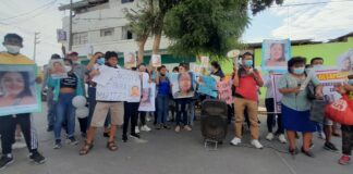 Familiares y amigos de mujer desaparecida realizaron protesta en las afueras de la Fiscalía de Castilla