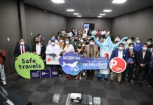 Inicia temporada de avistamiento de ballenas jorobadas de la Antártida