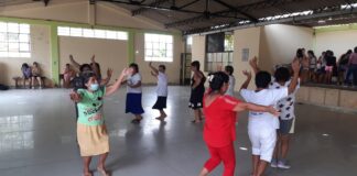 Doscientos adultos mayores participan con éxito en talleres de emprendimiento.
