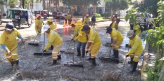 Municipalidad de Piura desagua aniegos formados por las lluvias