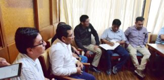 Comerciantes del mercado Juan Velasco Alvarado dan a conocer sus demandas a la MPP
