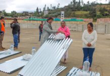 Familias afectadas por las lluvias reciben ayuda humanitaria