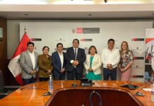 Alcalde se reúne con ministro y le exige acelerar presupuesto para cuencas ciegas