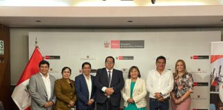 Alcalde se reúne con ministro y le exige acelerar presupuesto para cuencas ciegas
