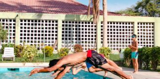 Futuros talentos de la natación se forman en escuela deportiva de Castilla