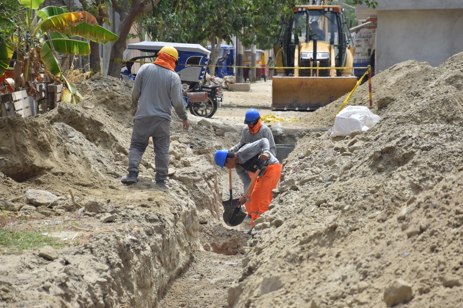 Las Palmeras se prepara para contar con nuevo sistema de agua y alcantarillado tras larga espera