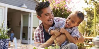La presencia activa del padre mejora la autoestima y seguridad en niños y adolescentes