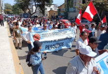 Protesta de pescadores contra la pesca ilegal de barcos chinos