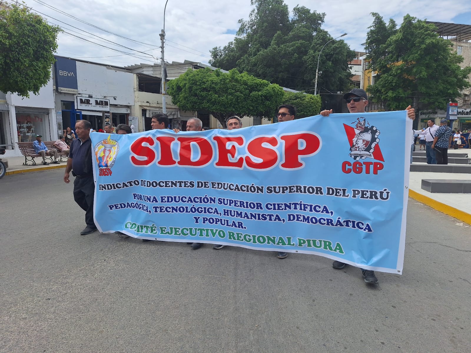 Piura: Sindicato de docentes de educación superior realizan una huelga nacional indefinida