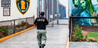 Ministro del Interior propone que la PNP controle los penales del país
