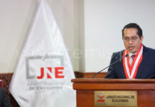 Elecciones 2026 podrían contar con 50 partidos inscritos, advierte el JNE