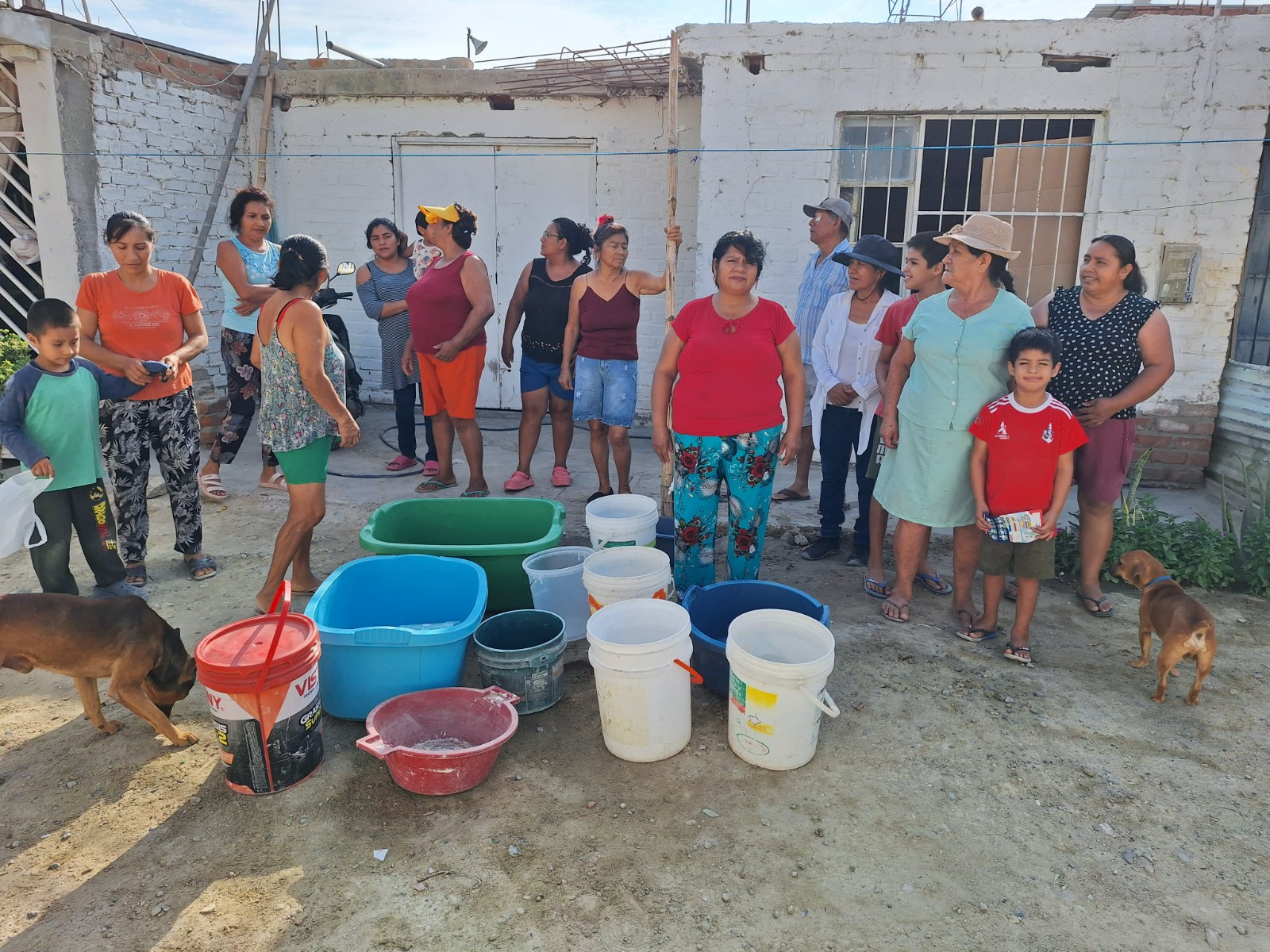 Vecinos del A.H. Sagrado Corazón de Jesús llevan cuatro meses sin agua y exigen soluciones