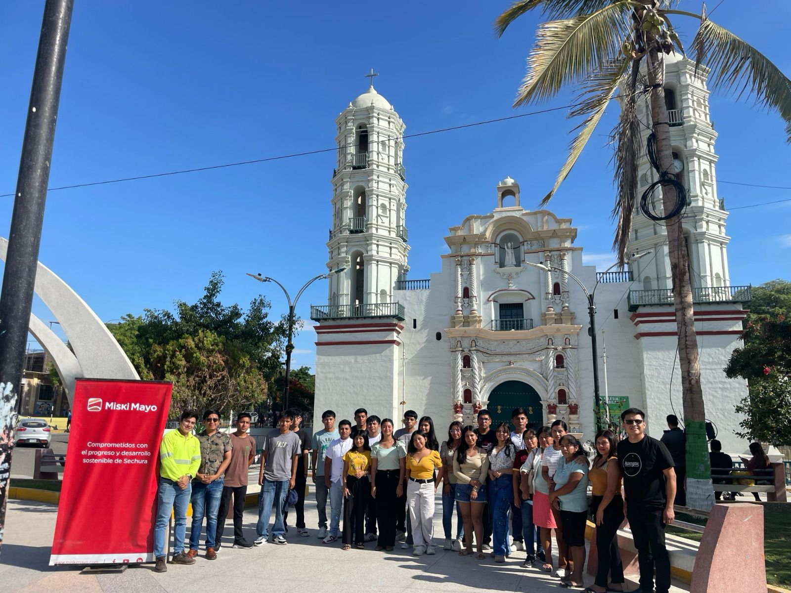 21 jóvenes sechuranos obtienen BECA 18 gracias al programa educativo “Alcanza tu beca” promovido por Miski Mayo