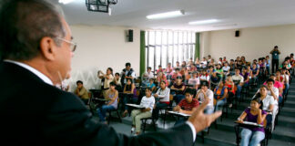 Aprueban dictamen que propone crear un ‘Ciclo Cero’ como única modalidad de ingreso a cualquier universidad del país