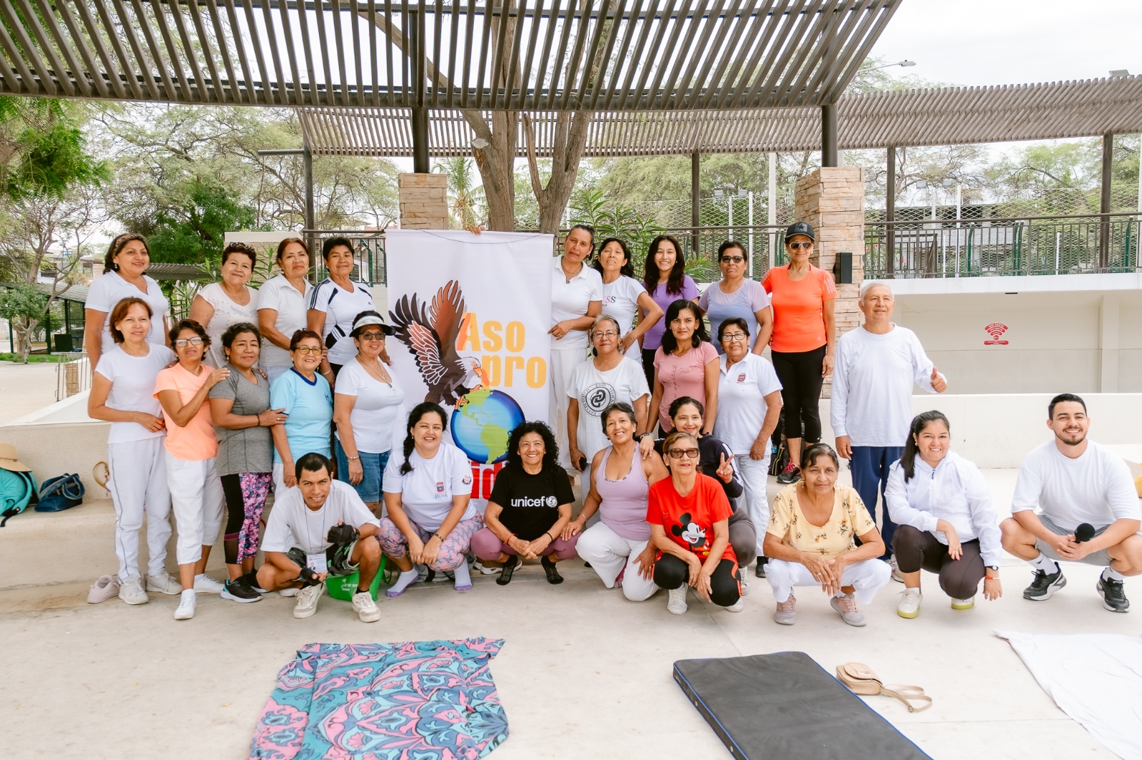 Taller de Yoga gratuito en el parque Néstor Martos
