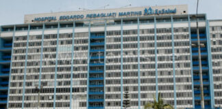 Tragedia en el Hospital Edgardo Rebagliati Martins: Mujer se lanza del decimocuarto piso