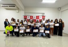 21 talentos sechuranos acceden a Beca 18 gracias a su esfuerzo y apoyo comunitario