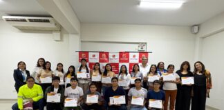 21 talentos sechuranos acceden a Beca 18 gracias a su esfuerzo y apoyo comunitario