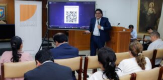 Servir con honestidad asegura el futuro de la ciudadanía señala experto en curso sobre ética