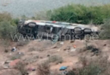 Tragedia en Camaná: más de 30 muertos tras caída de bus a un abismo