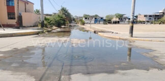 Piura: Colapso de alcantarillado afecta a vecinos y colegio especial en sector El Chilcal