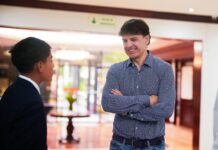 Fernando Morientes lidera jornada de reflexión sobre educación y deporte junto a la UCV