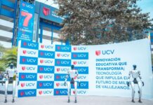 UCV impulsa la educación del futuro con robots humanoides y tecnología de vanguardia