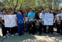 Profesores de Colegio Carlota Ramos Santolaya realizaron platón por falta de pagos