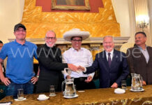 Roberto Sánchez oficializa alianza con Belmont, López Chau y Forsyth
