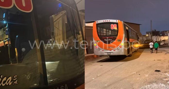 Balean bus de Nueva América en San Juan de Miraflores y dejan herido al conductor